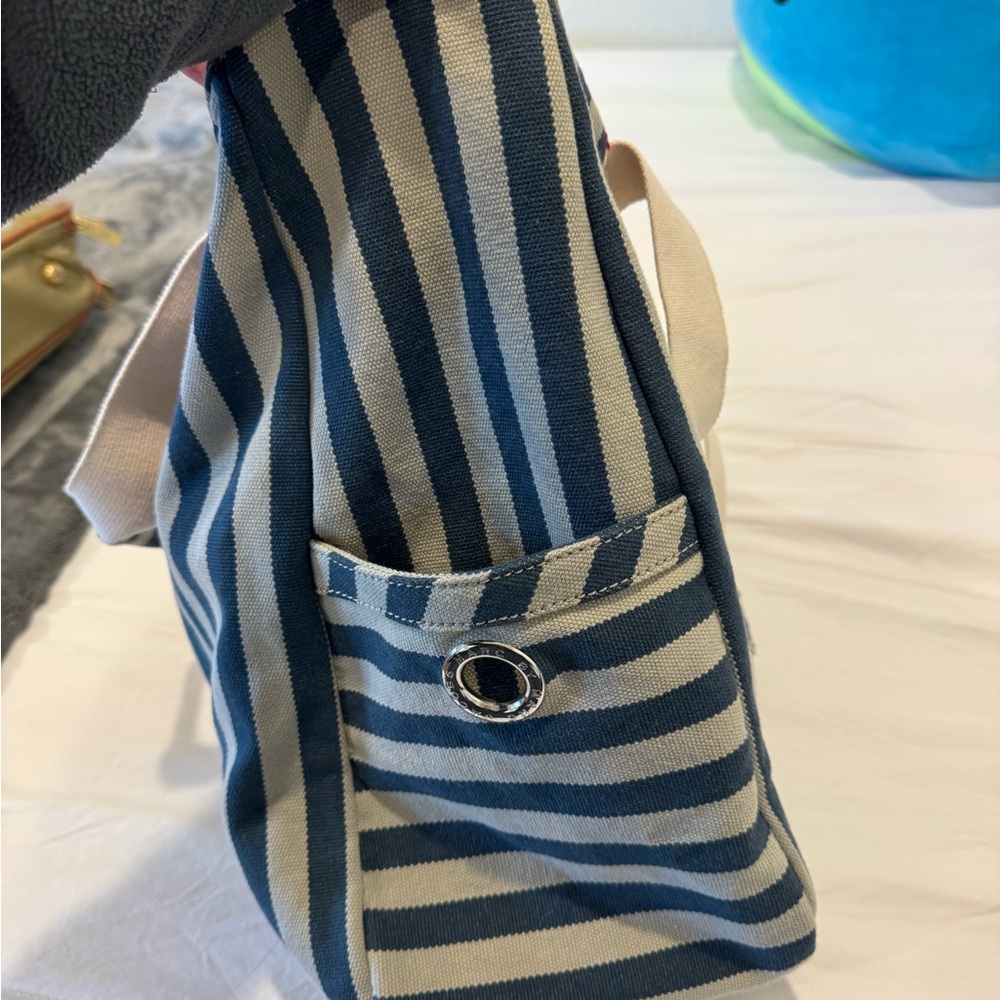 Marc Jacob’s Tote Bag - Picture 6 of 7